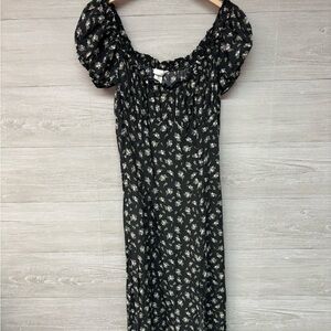 | H&M | off the shoulder dress. Size L.*
